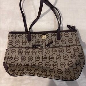 Micheal Kors Purse